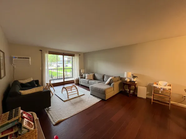 5725 Blake Rd S APT 104, Edina, MN 55436