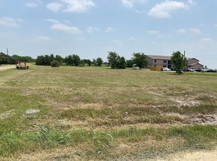 S Booth St, Mart, TX 76664