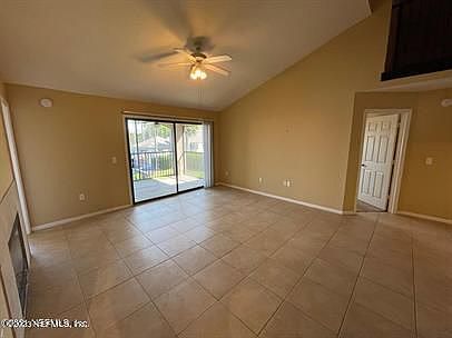 3rd image of 300 Boardwalk Dr APT 122