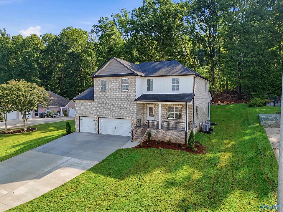 1st image of 105 Amber Way
