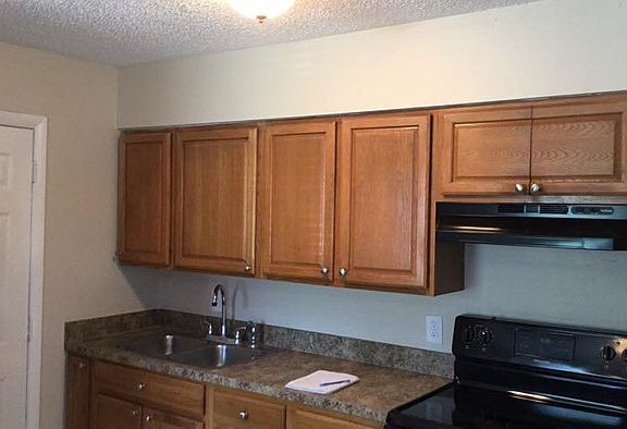3rd image of 3207 W Delaware Ave
