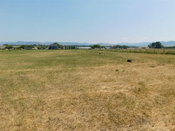 318 Black Pearl Ln, Hamilton, MT 59840