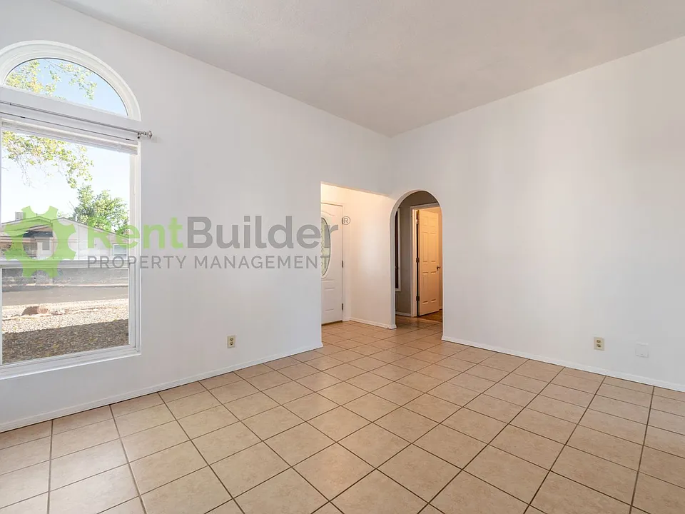1864 Blackberry Rd NE