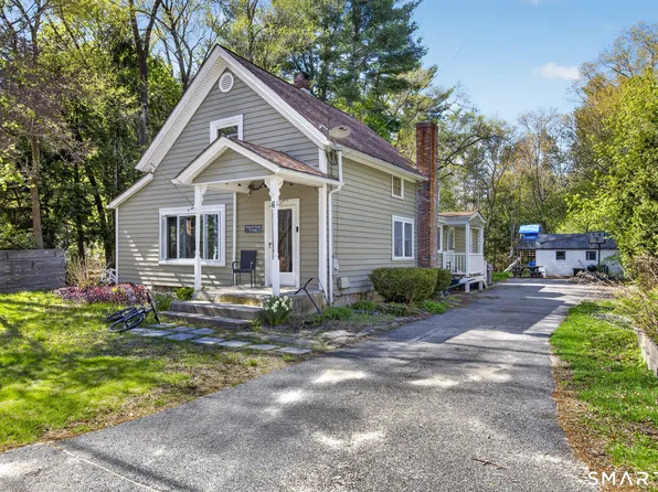 6 North Road, Foster, RI 02825