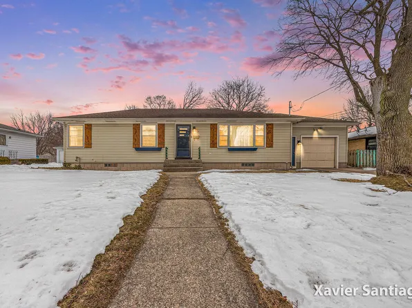 4134 Illinois Ave SW, Wyoming, MI 49509