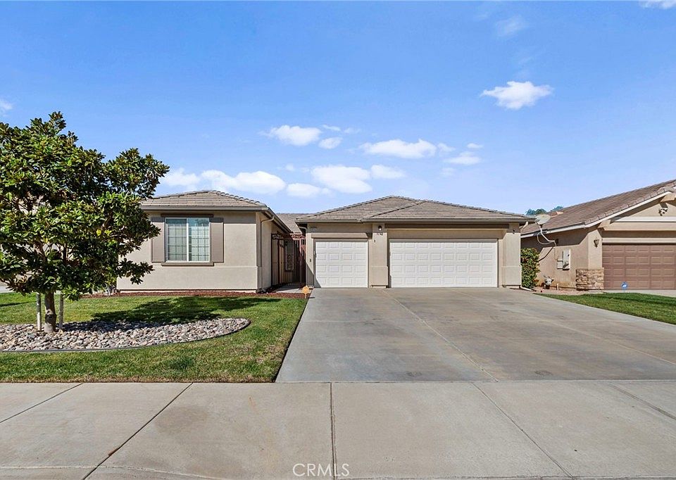 1st image of 30741 Golden Pond Pl