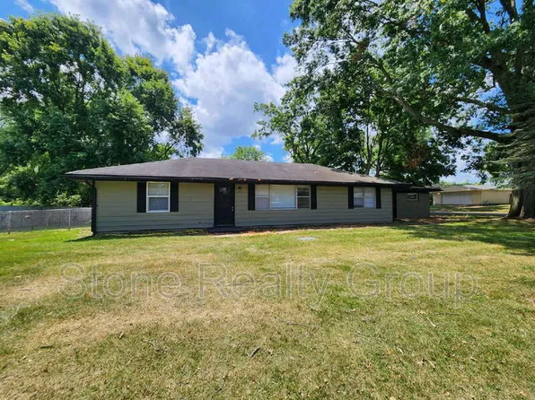 2105 Berne Ave, Terre Haute, IN 47805