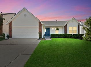 426 Lantana Ln, Saint Peters, MO