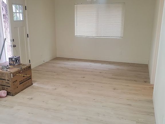 2nd image of 6209 Dunning Ave