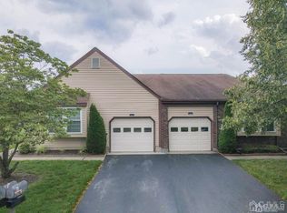 28 A James Buchanan Dr, Monroe Township, NJ 08831