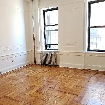 Rented by Brooklyn Real Inc | media 13