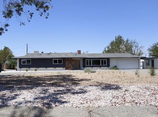 14130 Iroquois Rd, Apple Valley, CA 92307