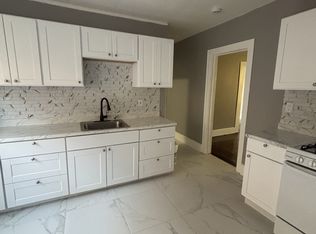 153 Dover St #D, New Haven, CT 06513