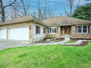 36170 Maple Dr, North Ridgeville, OH 44039