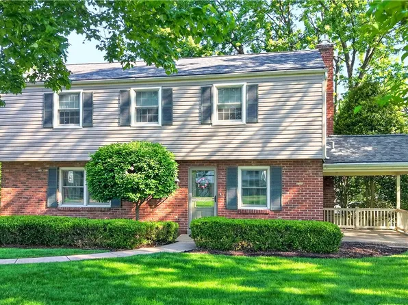 2545 Matterhorn Dr, Wexford, PA 15090