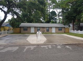 313 58th Ave E, Bradenton, FL 34203