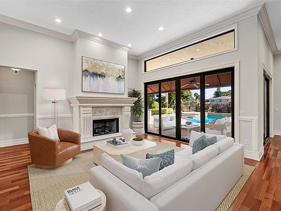 4th image of 2455 Hampton Bridge