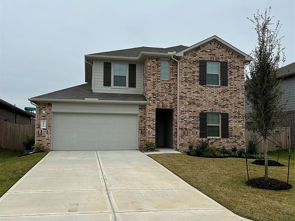 1st image of 40434 Garden Heights Ln