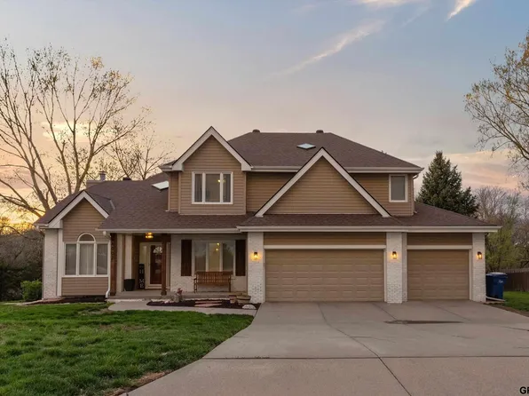 4002 Buccaneer Blvd, Plattsmouth, NE 68048