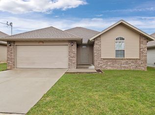 4616 W Madison St, Springfield, MO 65802