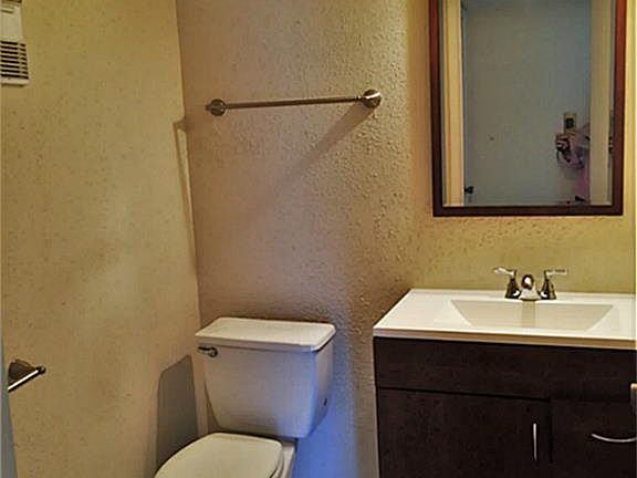 4th image of 6140 W Airport Blvd #15