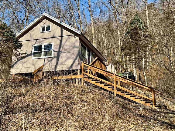 2nd image of 16410 Waltz Ln
