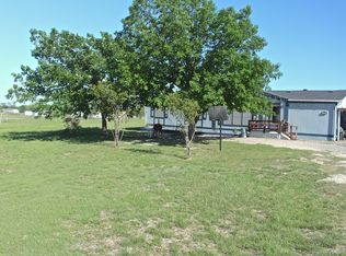8724 Kelly Ln, Alvarado, TX 76009
