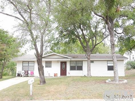1st image of 76 Sue Ann Dr