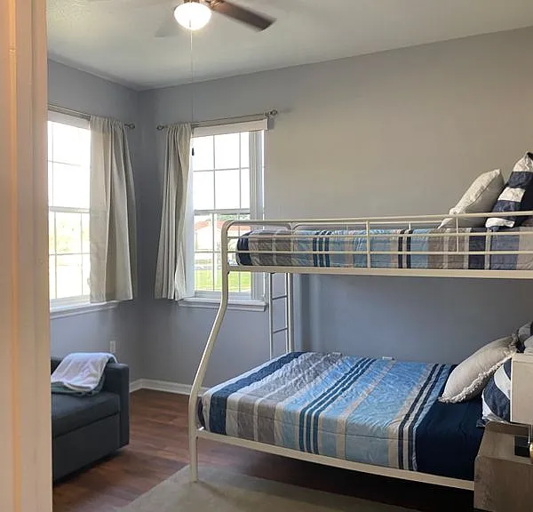 438 Monroe Cir — Photo 9