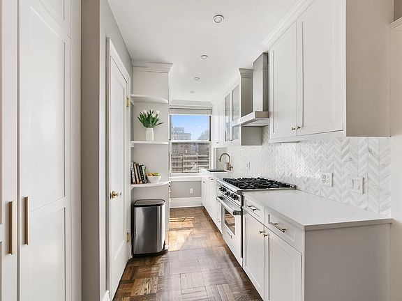 3rd image of 470 W End Ave #13G