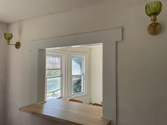 4th image of 416 Marilla St Floor 2