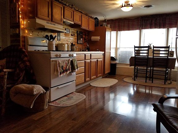 3rd image of 3466 W Circle Dr-57