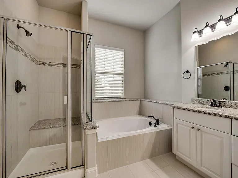 923 Whitehall Dr — Photo 21