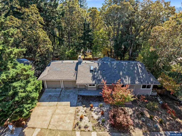 1156 NW Charlemagne Pl, Corvallis, OR 97330