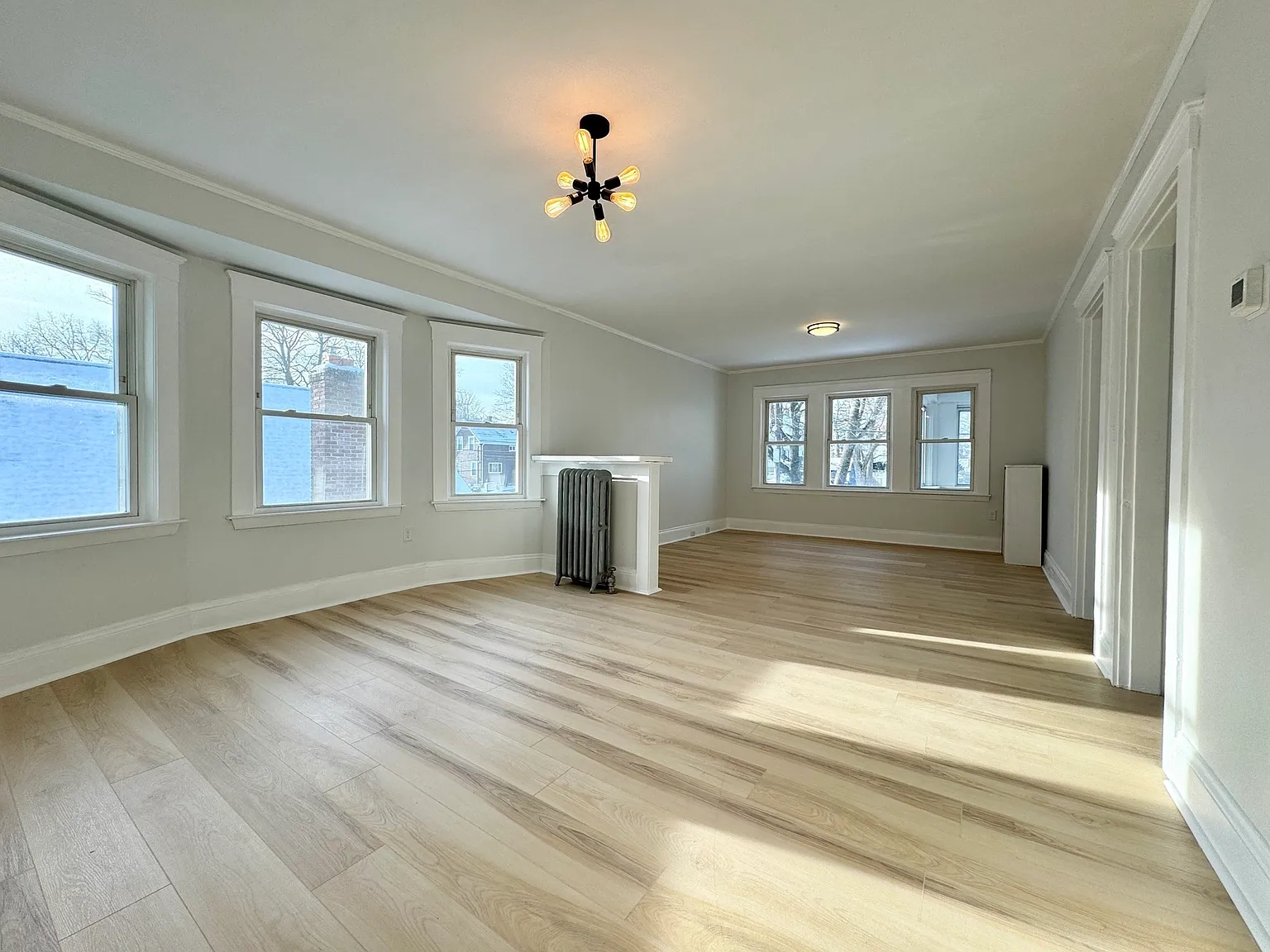2 bed, 2.0 bath, 1200 sqft, $2,750 — Photo 2