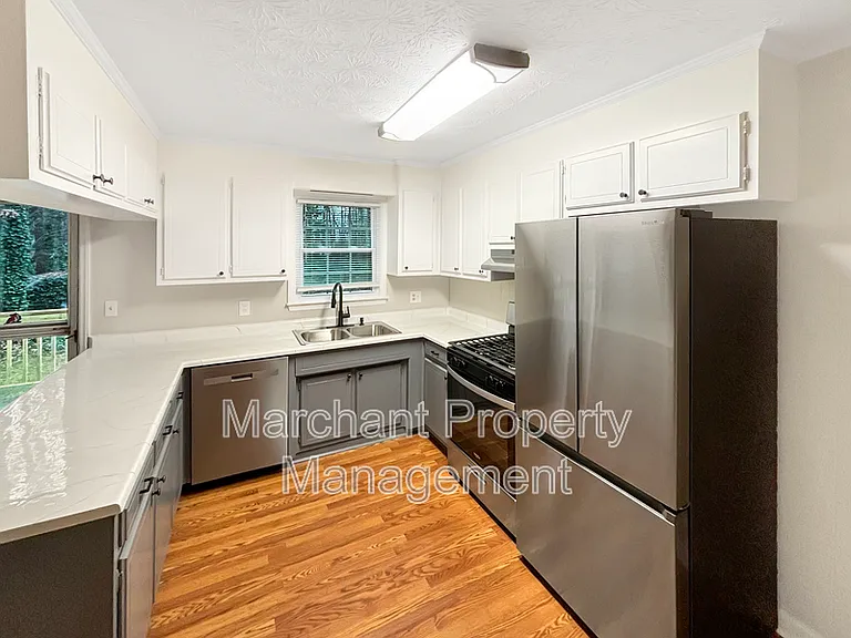 15 Wood Cir — Photo 7