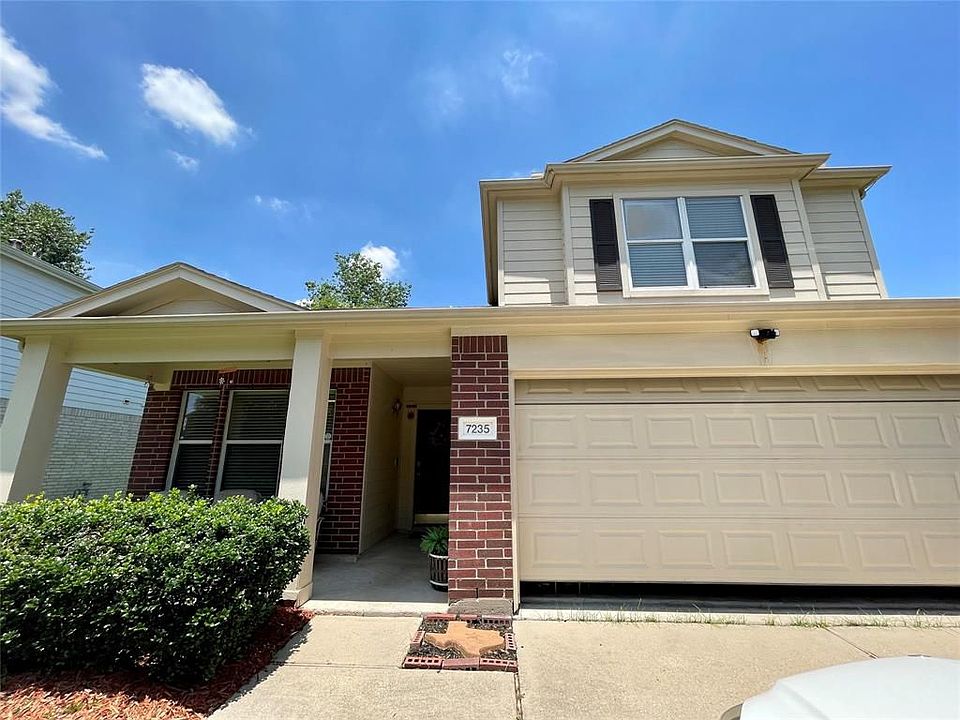 1st image of 7235 Wisteria Chase Pl