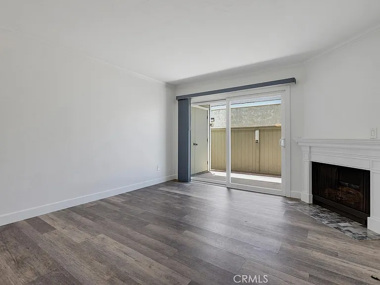 23411 Cambridge Rd — Photo 6