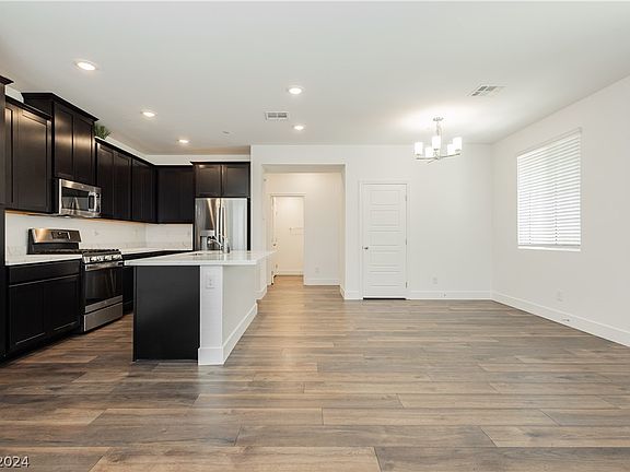 5th image of 25 Barbara Ln #66