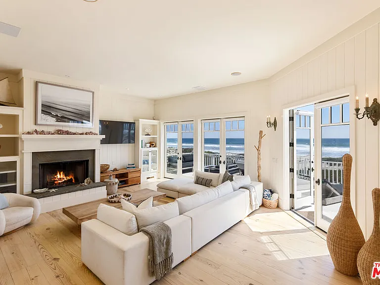 30718 Pacific Coast Hwy — Photo 2