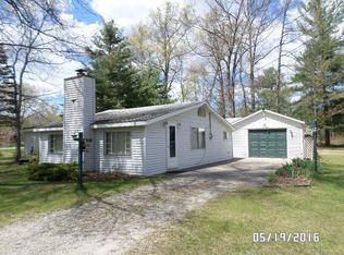 5482 Morrow Rd, Gladwin, MI 48624