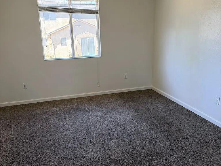 21100 Santa Barbara Dr #D — Photo 14