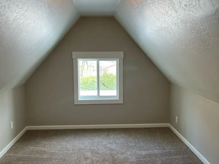 410 N 5th St #A — Photo 11