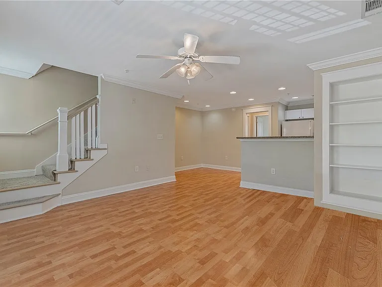 1725 Harvey Mitchell Pkwy S #1530 — Photo 3