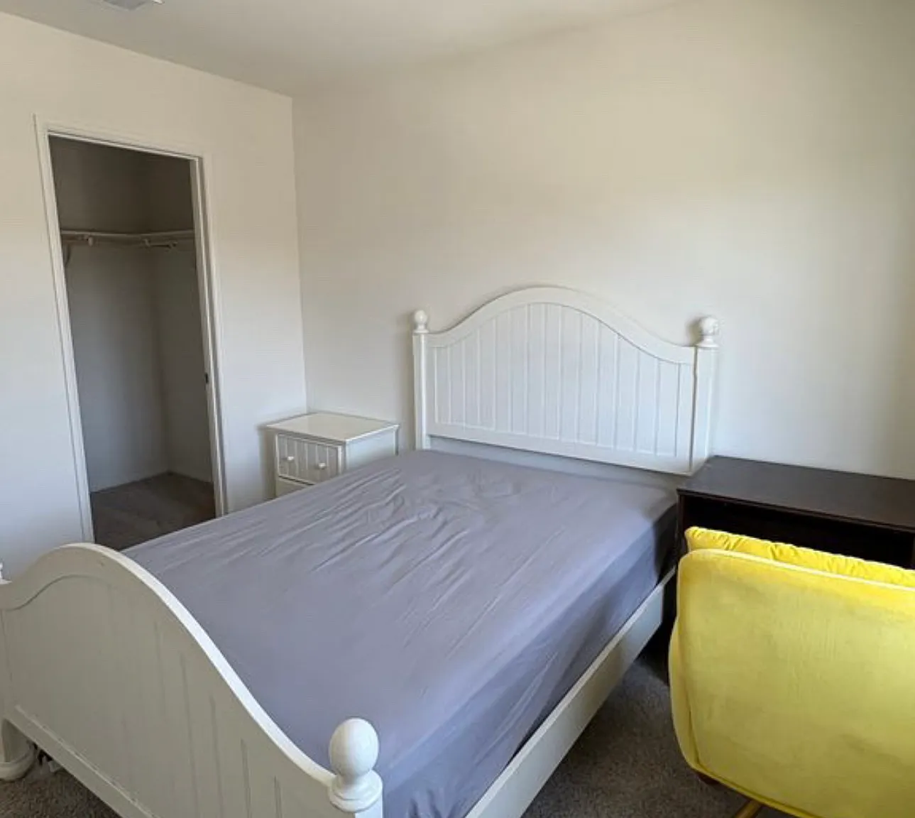 5 bed, 2537 sqft, $750 — Photo 4