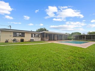 19346 SW 262nd St, Homestead, FL 33031