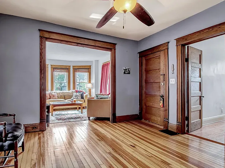 761 Ashland Ave — Photo 16
