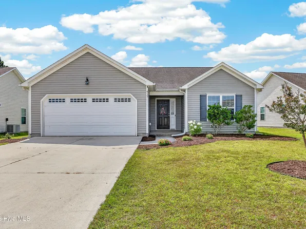 412 Amaryllis Lane, Holly Ridge, NC 28445
