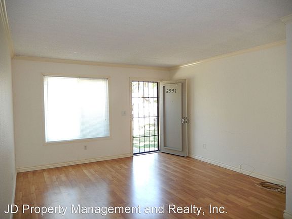 4th image of 6591 Bell Bluff Ave