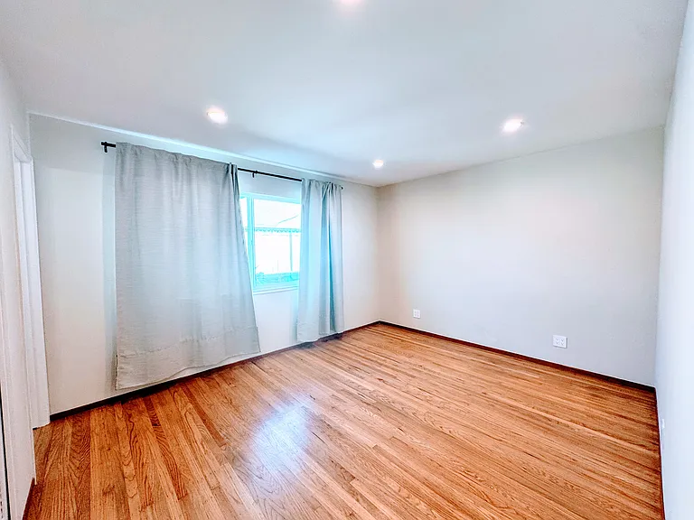 11 Christian Ct — Photo 14